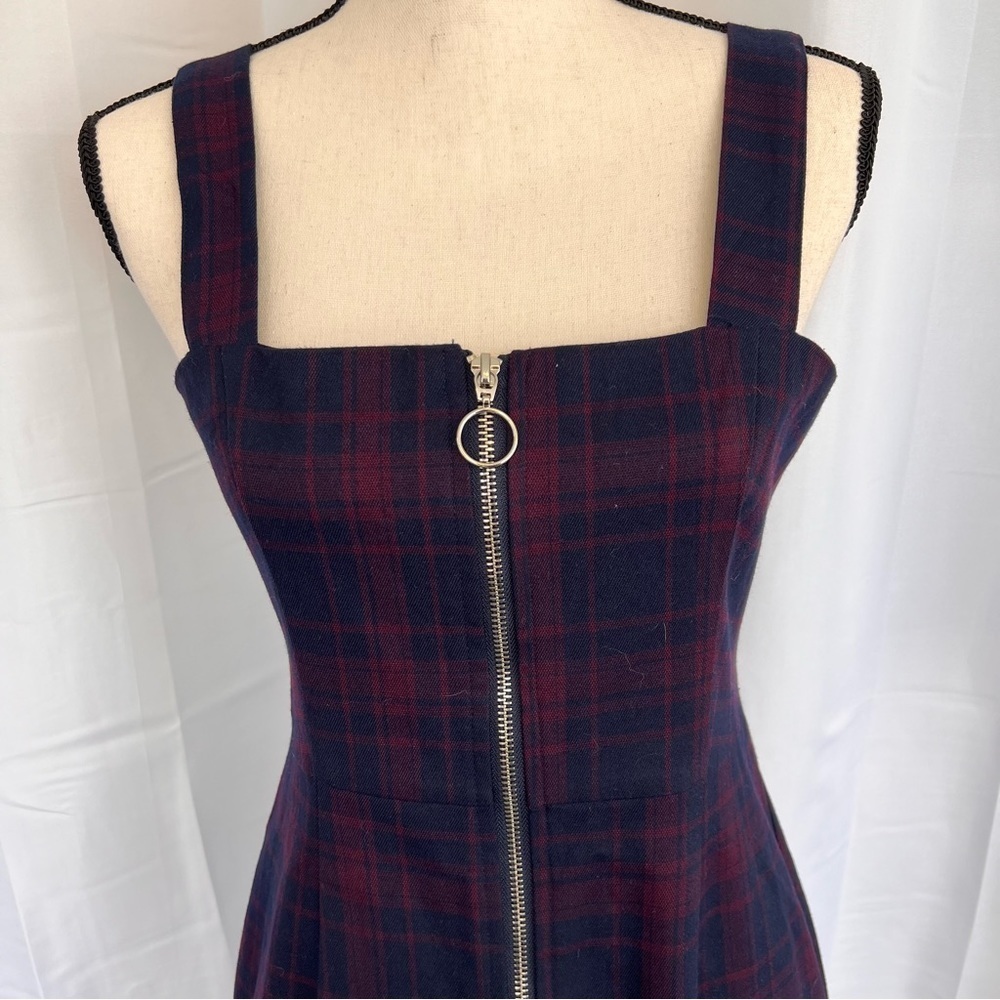 Forever 21 Navy Blue Red Plaid Front Zip Mini Dress Size Medium Sleeveless​​​​ - Picture 7 of 7